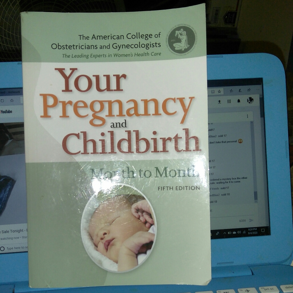 Your Pregnancy and Childbirth: Month to Month PB Book
